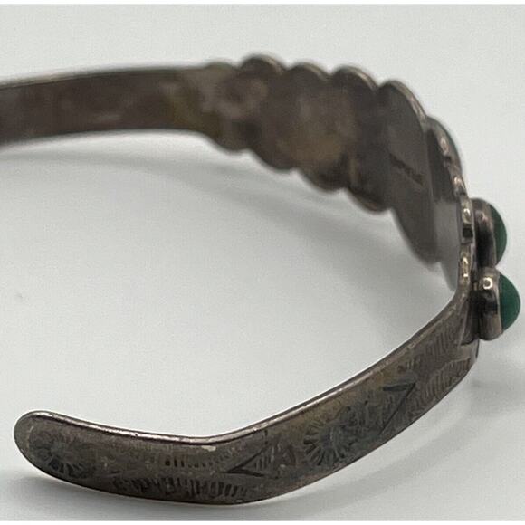 Vintage Native American Sterling Silver Turquoise Cuff Bracelet - Picture 4 of 6